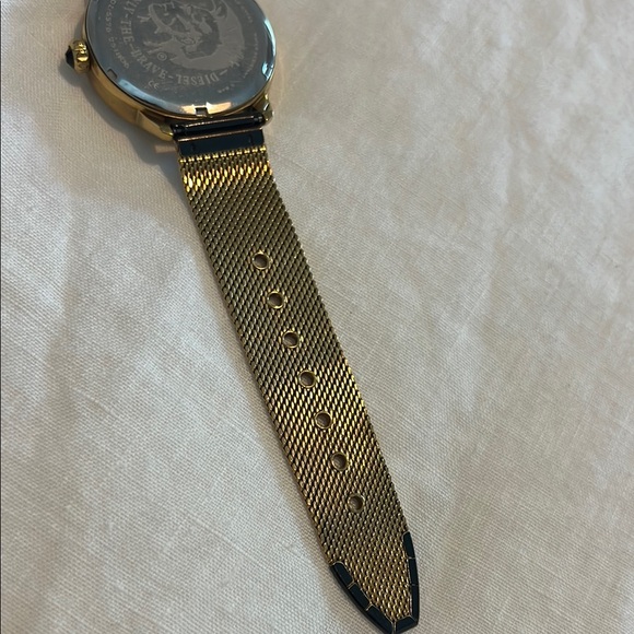 Diesel Gold Mesh Strap Watch - Picture 10 of 14
